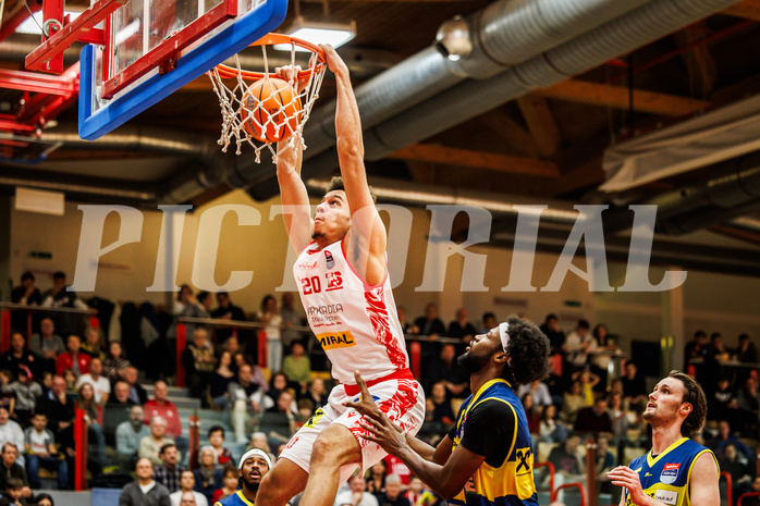Basketball, win2day Basketball Superliga 2024/25, Grunddurchgang 18.Runde, Traiskirchen Lions, UBSC Graz, Noah Oguamalam (20)
