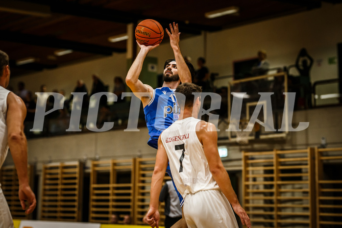 Basketball, Basketball Austria Cup 2021/22, 2. Vorrunde, Mattersburg Rocks, Kufstein Towers, Perez Jose Giraldez (11)