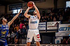 Basketball, bet-at-home Basketball Superliga 2021/22, Platzierungsrunde Spiel 1, Oberwart Gunners, Gmunden Swans, Ioannis Chatzinikolas (11)