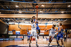 Basketball, bet-at-home Basketball Superliga 2021/22, Platzierungsrunde Spiel 1, Oberwart Gunners, Gmunden Swans, Brandon Aughburns (30)