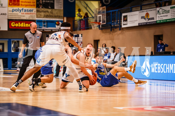Basketball, bet-at-home Basketball Superliga 2021/22, Platzierungsrunde Spiel 1, Oberwart Gunners, Gmunden Swans, Sebastian Käferle (7)