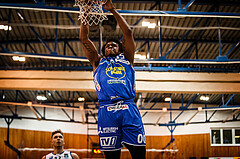 Basketball, bet-at-home Basketball Superliga 2021/22, Platzierungsrunde Spiel 1, Oberwart Gunners, Gmunden Swans, Stephon Jelks (15)