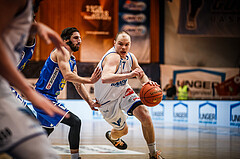 Basketball, bet-at-home Basketball Superliga 2021/22, Platzierungsrunde Spiel 1, Oberwart Gunners, Gmunden Swans, Sebastian Käferle (7)