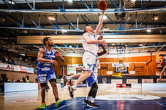 Basketball, bet-at-home Basketball Superliga 2021/22, Platzierungsrunde Spiel 1, Oberwart Gunners, Gmunden Swans, Sebastian Käferle (7)