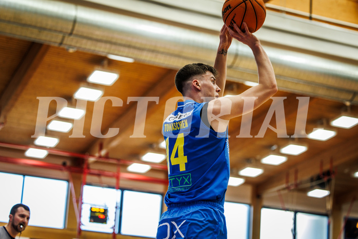 Basketball, win2day Basketball Superliga 2023/24, Viertelfinale Spiel 1, Traiskirchen Lions, SKN St.Pölten, Janis Tomaschek (14)