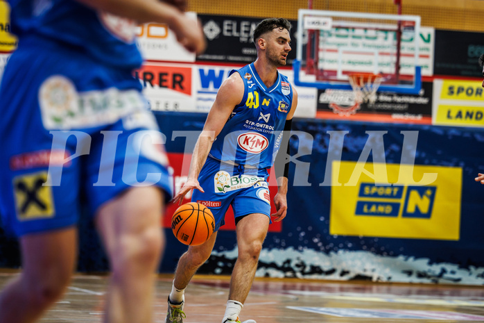 Basketball, win2day Basketball Superliga 2023/24, Viertelfinale Spiel 1, Traiskirchen Lions, SKN St.Pölten, Matej Kavas (40)