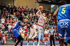 Basketball, win2day Basketball Superliga 2023/24, Viertelfinale Spiel 1, Traiskirchen Lions, SKN St.Pölten, Edgars Lasenbergs (25)
