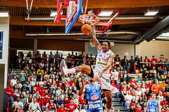 Basketball, win2day Basketball Superliga 2023/24, Viertelfinale Spiel 1, Traiskirchen Lions, SKN St.Pölten, Demarcus Demonia (4)