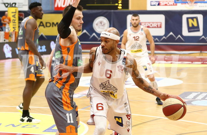 Basketball Basketball Superliga 2019/20, Grunddurchgang 10.Runde Traiskirchen Lions vs. Klosterneuburg Dukes


