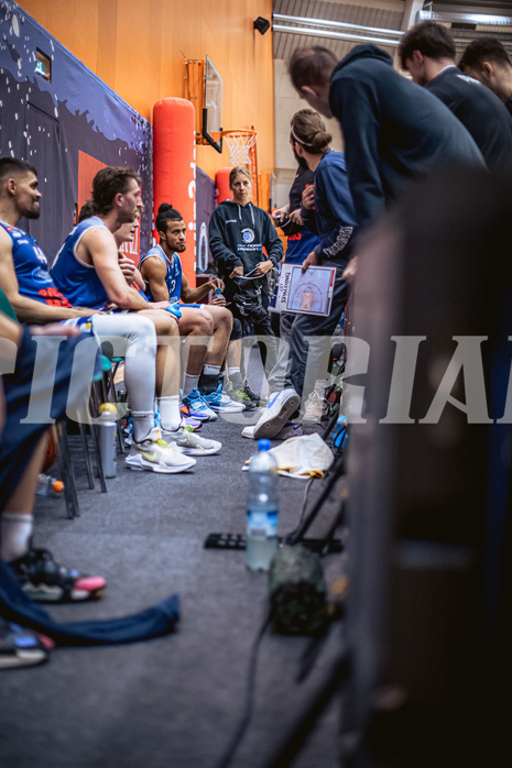 Basketball, Win2Day Superliga 2022/23, Grunddurchgang 10.Runde, Vienna Timberwolves, COLDAMARIS BBC Nord Dragonz, Kyran Jordan Mc Clure (13)