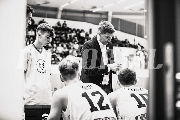 Basketball, Win2Day Superliga 2022/23, Grunddurchgang 10.Runde, Vienna Timberwolves, COLDAMARIS BBC Nord Dragonz, Hubert Schmidt (Head Coach)