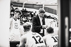 Basketball, Win2Day Superliga 2022/23, Grunddurchgang 10.Runde, Vienna Timberwolves, COLDAMARIS BBC Nord Dragonz, Hubert Schmidt (Head Coach)