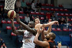 Basketball ABL 2015/16 Playoff Viertelfinale Spiel 1 BC Vienna vs FÃ¼rstenfeld Panthers
Jonathan Fairell (10),Gary Ware (12), Paul Radakovics (5)
