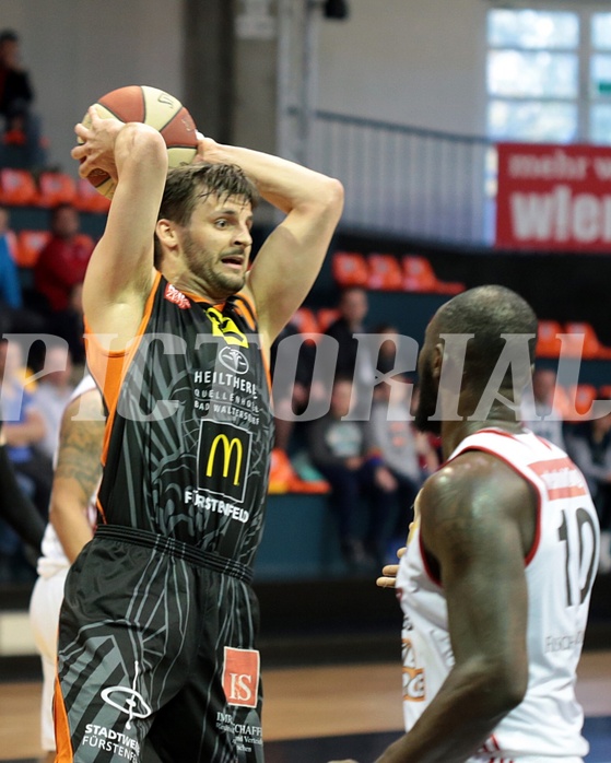 Basketball ABL 2015/16 Playoff Viertelfinale Spiel 2 BC Vienna vs Frstenfeld PanthersHannes Ochsenhofer (10), Jonathan Fairell (10)