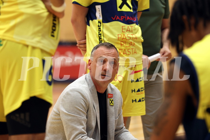 12.05.2024, Graz, ASKÖ Center Eggenberg, Basketball Superliga 2023/24, Playoffs, Halbfinale, Spiel 4, UBSC Raiffeisen Graz - BK IMMOunited Dukes 
