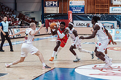 Basketball, Basketball Superliga 2023/24 , SF 4, Oberwart Gunners, Traiskirchen Lions, Sebastian Kaeferle (7), Davon Clare (5), Munis Tutu (10), Shaquille Rombley (5)