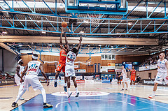 Basketball, Basketball Superliga 2023/24 , SF 4, Oberwart Gunners, Traiskirchen Lions, Manuel Patterson (0), Shaquille Rombley (5)