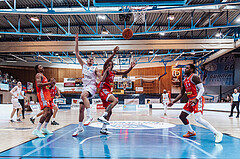 Basketball, Basketball Superliga 2023/24 , SF 4, Oberwart Gunners, Traiskirchen Lions, Demarcus Demonia (4), Edi Patekar (9), Jaquan Lawrence (40), Davon Clare (5)