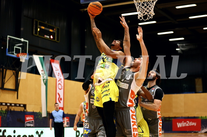 12.05.2024, Graz, ASKÖ Center Eggenberg, Basketball Superliga 2023/24, Playoffs, Halbfinale, Spiel 4, UBSC Raiffeisen Graz - BK IMMOunited Dukes 