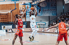 Basketball, Basketball Superliga 2023/24 , SF 4, Oberwart Gunners, Traiskirchen Lions, Jaquan Lawrence (40), Derrek Brooks (11)