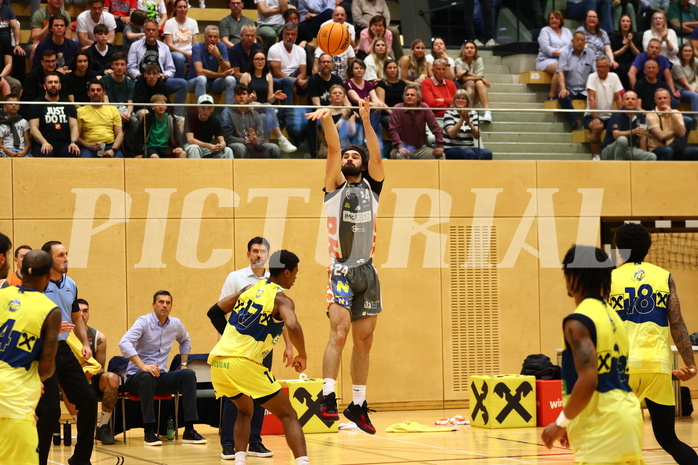 12.05.2024, Graz, ASKÖ Center Eggenberg, Basketball Superliga 2023/24, Playoffs, Halbfinale, Spiel 4, UBSC Raiffeisen Graz - BK IMMOunited Dukes 