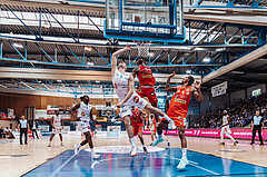 Basketball, Basketball Superliga 2023/24 , SF 4, Oberwart Gunners, Traiskirchen Lions, Jaquan Lawrence (40), Edi Patekar (9), Demarcus Demonia (4)