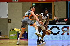 Basketball Superliga 2020/21, Grunddurchgang 18. Runde Flyers Wels vs. Klosterneuburg Dukes, Christoph Leydorf (9), Austen Awosika (1)
