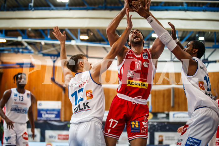 Basketball, bet-at-home Basketball Superliga 2020/21, Grunddurchgang, 18. Runde, Oberwart Gunners, Traiskirchen Lions, Dani Koljanin (17)