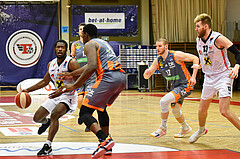 Basketball Superliga 2020/21, Grunddurchgang 18. Runde Flyers Wels vs. Klosterneuburg Dukes, Austen Awosika (1), Amineye Lakoju (4)