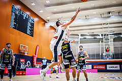 Basketball, Win2Day Superliga 2023/24, Grunddurchgang 9.Runde, Vienna Timberwolves, Gmunden Swans, Moritz Lanegger (21)