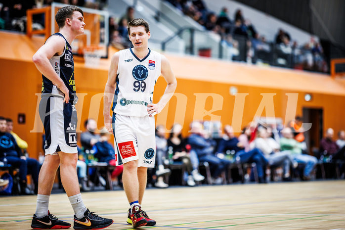 Basketball, Win2Day Superliga 2023/24, Grunddurchgang 9.Runde, Vienna Timberwolves, Gmunden Swans, Orri Gunnarsson (29), Jonas John (99)