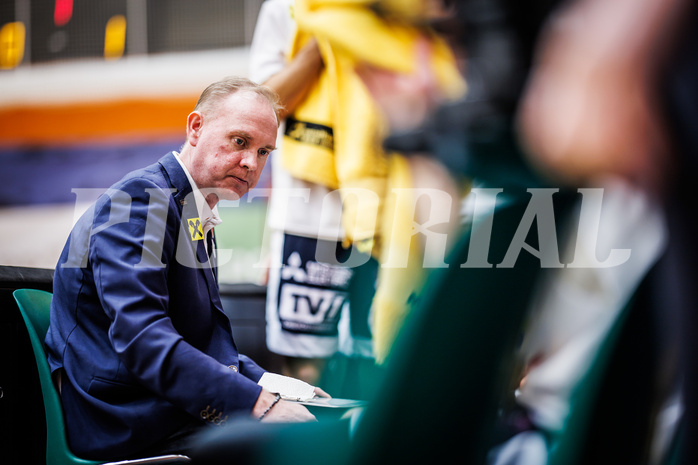 Basketball, Win2Day Superliga 2023/24, Grunddurchgang 9.Runde, Vienna Timberwolves, Gmunden Swans, Anton Mirolybov (Head Coach)
