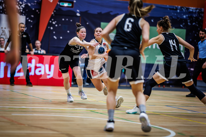 Basketball, Win2Day Basketball Damen Superliga 2023/24, Grunddurchgang 5.Runde, Vienna Timberwolves, Basket Flames, Elisa Khamis (1)