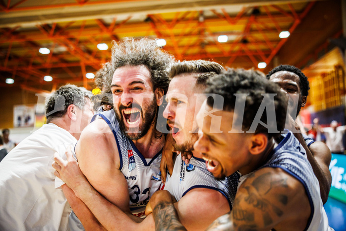 Basketball, Win2Day Superliga 2024/25, Playoffs Viertelfinale Spiel 4, BBC Nord Dragonz, Flyers Wels, Sead Hadzifejzovic (32), Emilio Banic (31), Rayshawn Mart (3)