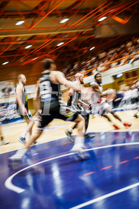 Basketball, Win2Day Superliga 2024/25, Playoffs Viertelfinale Spiel 4, BBC Nord Dragonz, Flyers Wels, Austen Awosika (10)