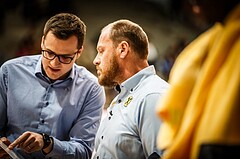 Basketball, ABL 2018/19, Playoff HF Spiel 1, Oberwart Gunners, Gmunden Swans, Bernd Wimmer (Head Coach), Markus Pinezich (Ass. Coach)