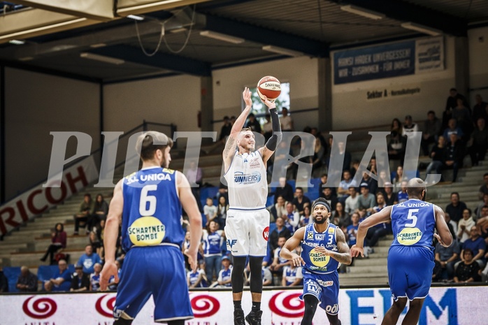 Basketball, ABL 2018/19, Playoff HF Spiel 1, Oberwart Gunners, Gmunden Swans, Hayden Thomas Lescault (11)