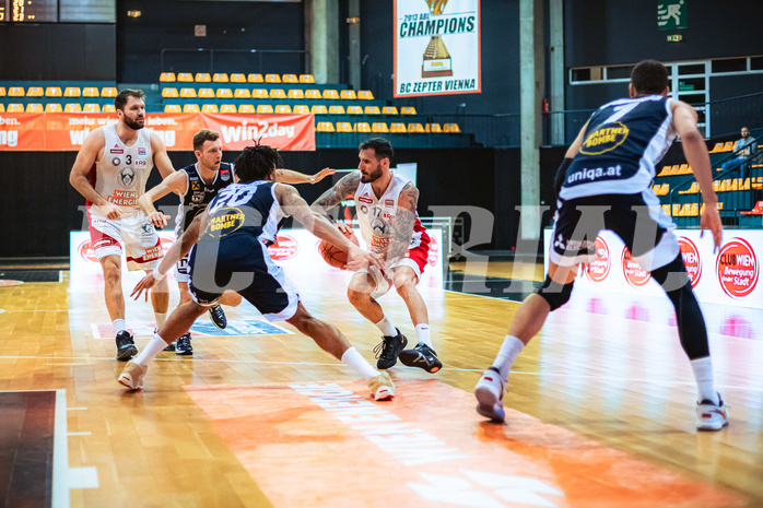 Basketball, Win2Day Superliga 2022/23, 4. Platzierungsrunde, BC Vienna, Gmunden Swans, Ivan Siriscevic (17)
