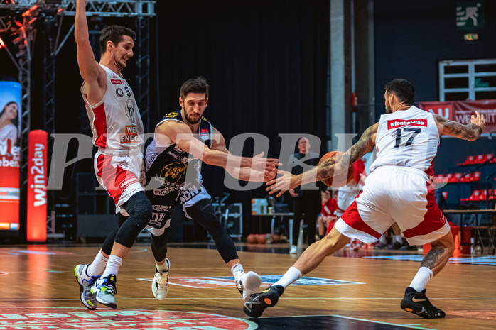 Basketball, Win2Day Superliga 2022/23, 4. Platzierungsrunde, BC Vienna, Gmunden Swans, Daniel Friedrich (6)