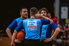 Basketball, Win2Day Superliga 2022/23, 4. Platzierungsrunde, BC Vienna, Gmunden Swans, SR F. Ivankovic, SR C. Salomon