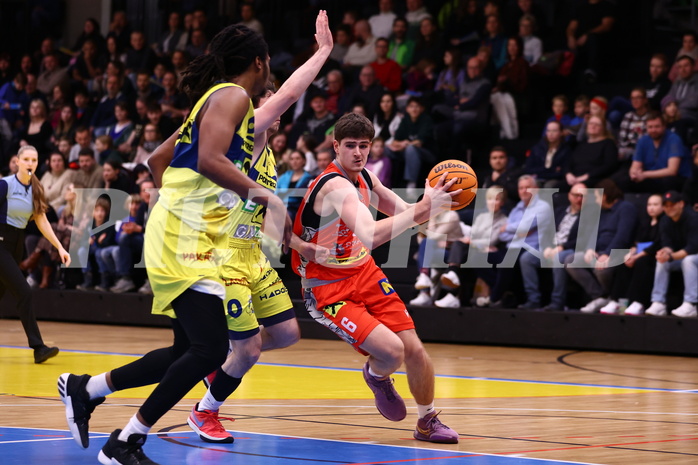 13.01.2024, Graz, Raiffeisen Sportpark Graz, Basketball Superliga 2023/24, Grunddurchgang, Runde 18, UBSC Raiffeisen Graz - Arkadia Traiskirchen Lions