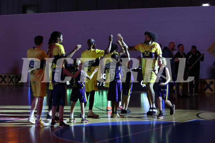 13.01.2024, Graz, Raiffeisen Sportpark Graz, Basketball Superliga 2023/24, Grunddurchgang, Runde 18, UBSC Raiffeisen Graz - Arkadia Traiskirchen Lions