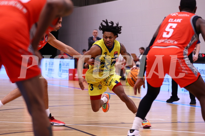 13.01.2024, Graz, Raiffeisen Sportpark Graz, Basketball Superliga 2023/24, Grunddurchgang, Runde 18, UBSC Raiffeisen Graz - Arkadia Traiskirchen Lions