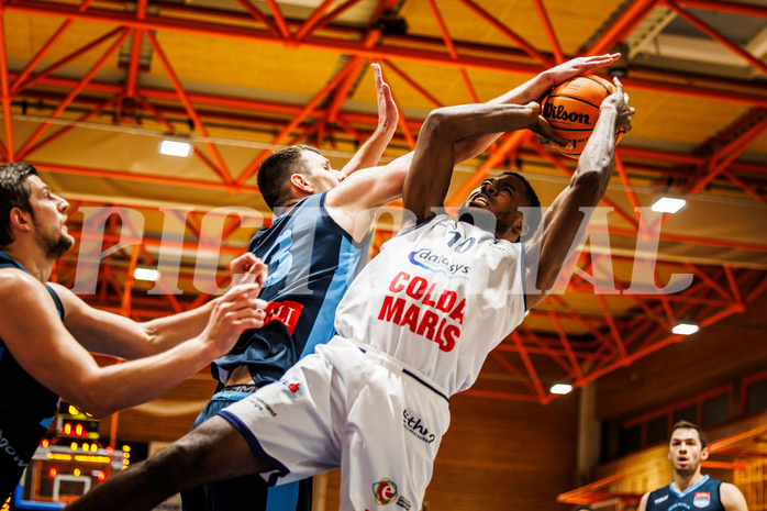 Basketball, win2day Basketball Superliga 2023/224, Grunddurchgang Runde 18, BBC Nord Dragonz, Oberwart Gunners, Austen Awosika (10)
