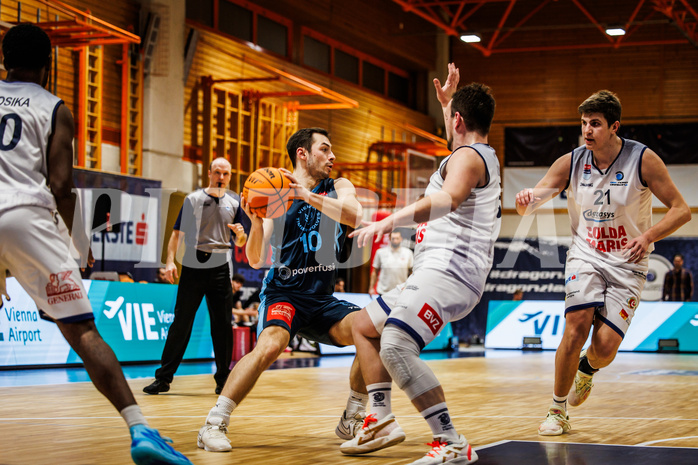 Basketball, win2day Basketball Superliga 2023/224, Grunddurchgang Runde 18, BBC Nord Dragonz, Oberwart Gunners, Jakob Szkutta (10)