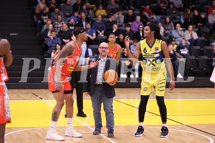 13.01.2024, Graz, Raiffeisen Sportpark Graz, Basketball Superliga 2023/24, Grunddurchgang, Runde 18, UBSC Raiffeisen Graz - Arkadia Traiskirchen Lions