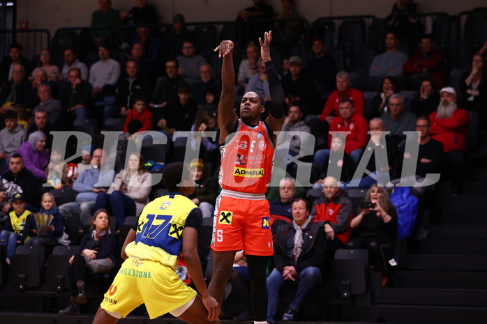 13.01.2024, Graz, Raiffeisen Sportpark Graz, Basketball Superliga 2023/24, Grunddurchgang, Runde 18, UBSC Raiffeisen Graz - Arkadia Traiskirchen Lions