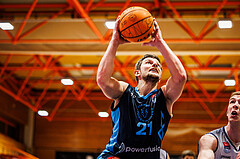 Basketball, win2day Basketball Superliga 2023/224, Grunddurchgang Runde 18, BBC Nord Dragonz, Oberwart Gunners, Moritz Lanegger (21)