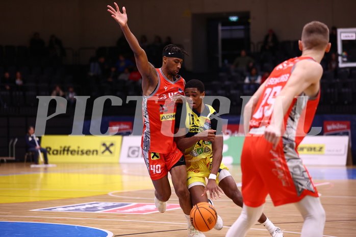 13.01.2024, Graz, Raiffeisen Sportpark Graz, Basketball Superliga 2023/24, Grunddurchgang, Runde 18, UBSC Raiffeisen Graz - Arkadia Traiskirchen Lions