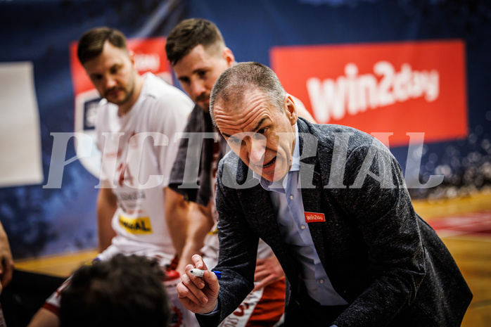 Basketball, win2day Basketball Superliga 2022/23, 8. Qualifikationsrunde, Traiskirchen Lions, UBSC Graz, Radomir Mijanovic (Head Coach)